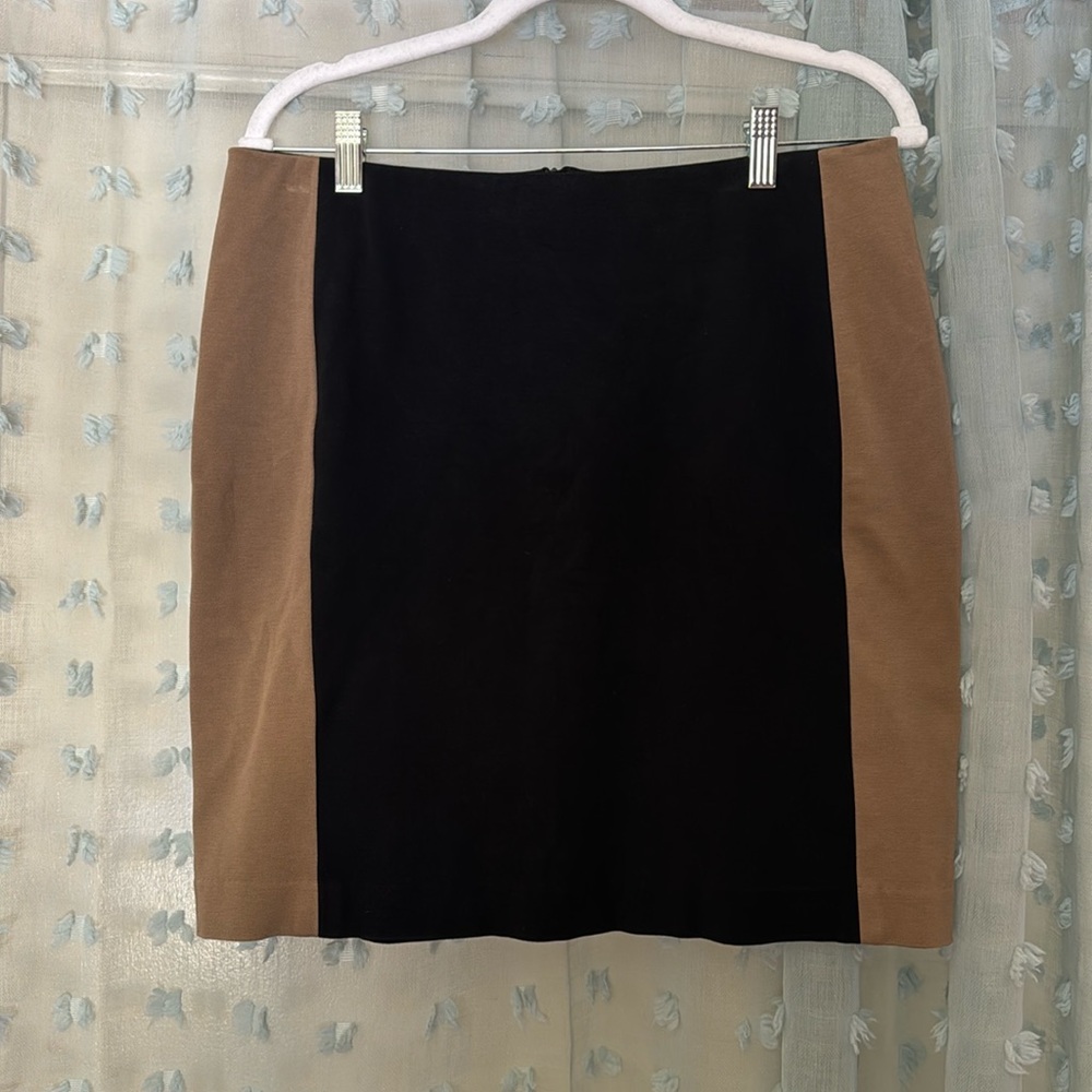 Skirt - Picture 1 of 4